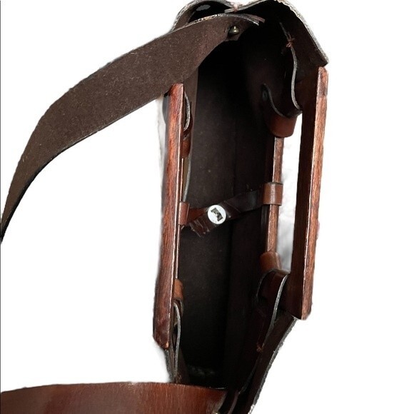 Hand Painted Leather Purse/Bag/Tote with Wooden Handles. Gold w/ Cross and Rose - Picture 10 of 10